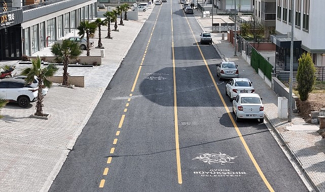 Başkan Çerçioğlu, Kent Genelinde Yol Yapım ve Yenileme Çalışmalarına Devam Ediyor- Kamu Çalışanı