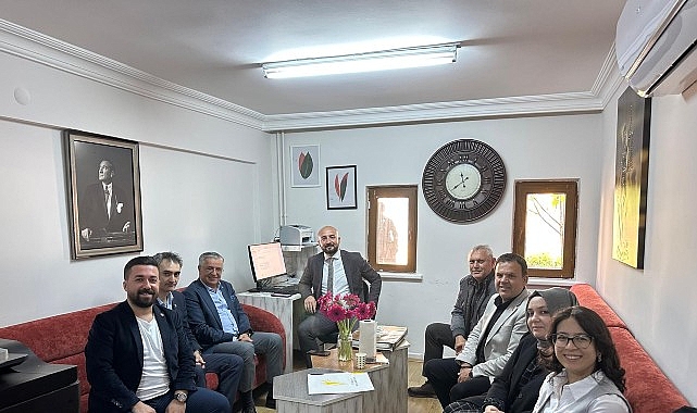 Başkan Topaloğlu’ndan Avukatlar Günü ziyareti- Kamu Çalışanı
