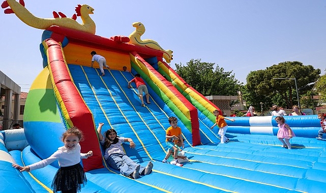 Buca’da 23 Nisan Çocuk Festivali coşkuyla geçti – Kamu Çalışanı