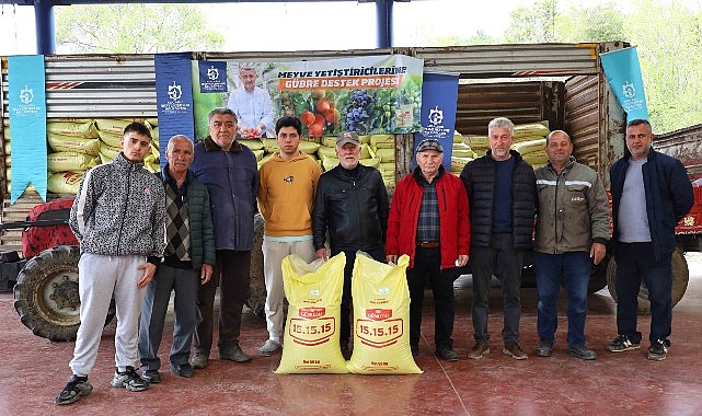 Büyükşehir’den 1.785 üreticiye 500 ton gübre desteği- Kamu Çalışanı
