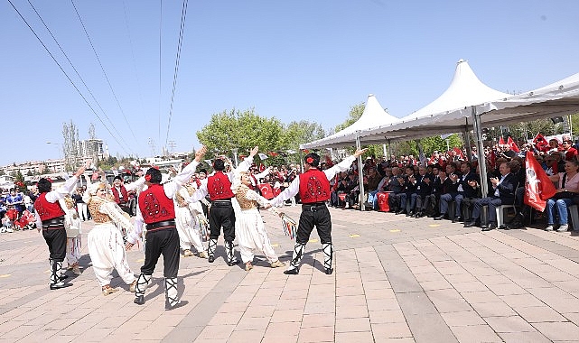 Çankaya’da 23 Nisan Coşkusu Atapark’ta Başladı- Kamu Çalışanı