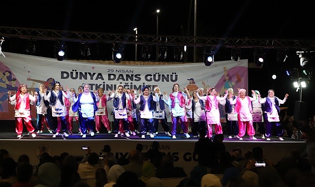 Dikili’de Dünya Dans Günü Coşkusu- Kamu Çalışanı