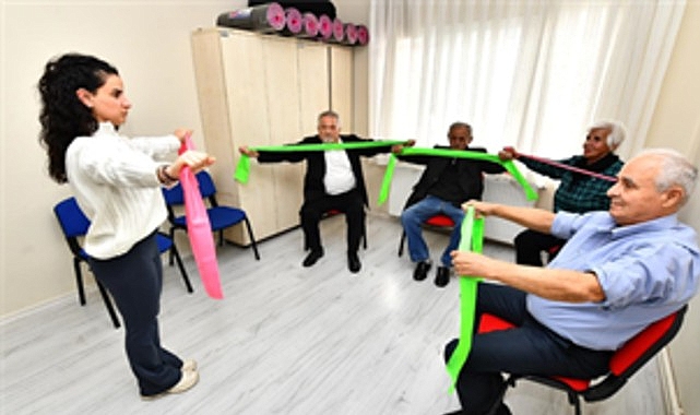 Güzelbahçe Sağlıklı Yaş Alma Merkezi kapılarını açtı- Kamu Çalışanı