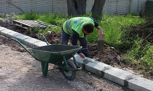 Kartepe Belediyesi’nden Acısu’da Kapsamlı Parke Tamiratı- Kamu Çalışanı