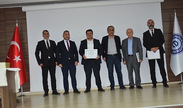 Mehmet Emin Resulzade Ege Üniversitesinde anıldı- Kamu Çalışanı