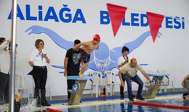 Özel Sporcular Aliağa’da Kulaç Attı- Kamu Çalışanı