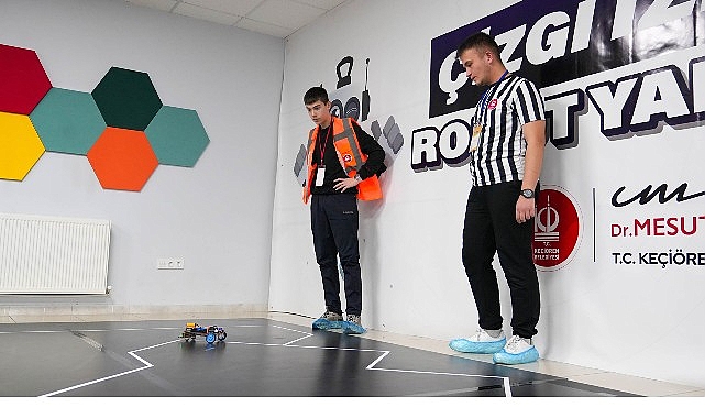 Robot Yarışmasında Ödüller Sahiplerini Buldu- Kamu Çalışanı