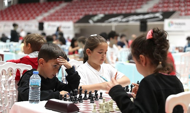 Satranç Tutkunları Geleneksel Kyme Satranç Turnuvası’nda Buluşuyor – Kamu Çalışanı