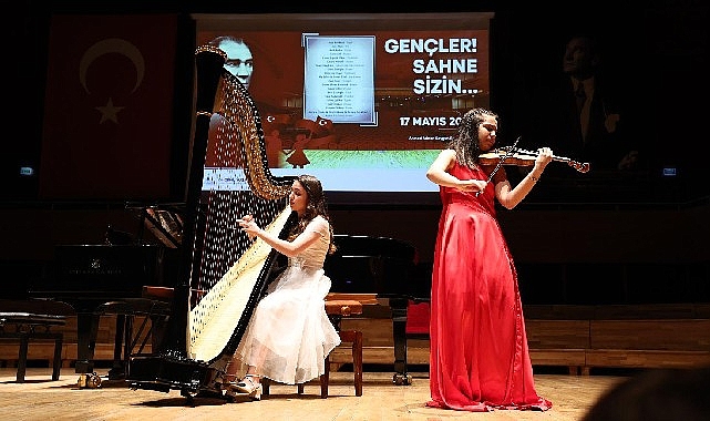AASSM’de sahne gençlerin- Kamu Çalışanı