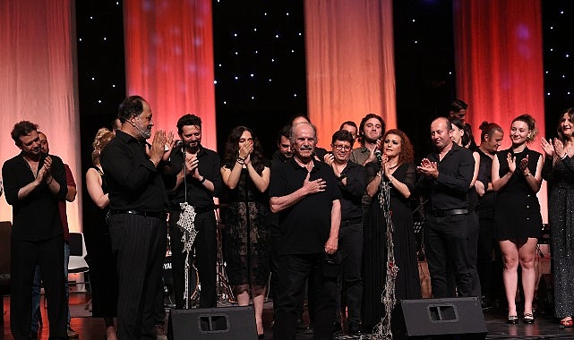 Antalya Şehir Tiyatroları’ndan muhteşem sezon finali – Kamu Çalışanı