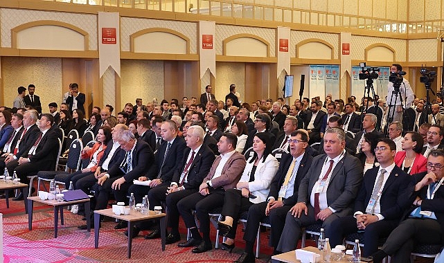 Başkan Arı, Türkiye Belediyeler Birliği Encümen Üyeliğine Yeniden Seçildi- Kamu Çalışanı