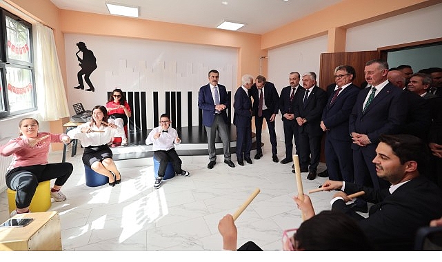 Başkan Büyükakın: “Özel eğitim sınıf sayısını 336’ya çıkarıyoruz”- Kamu Çalışanı