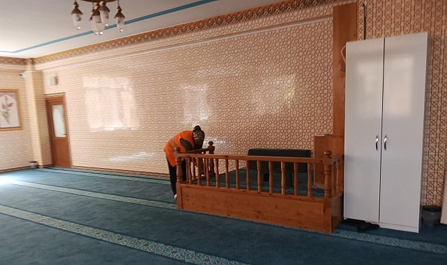Bayram öncesi camilerde temizlik – Kamu Çalışanı