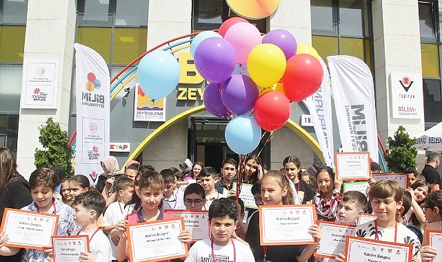 Bilim Z Akademi Öğrencileri Mezuniyet Sertifikalarını Aldı- Kamu Çalışanı