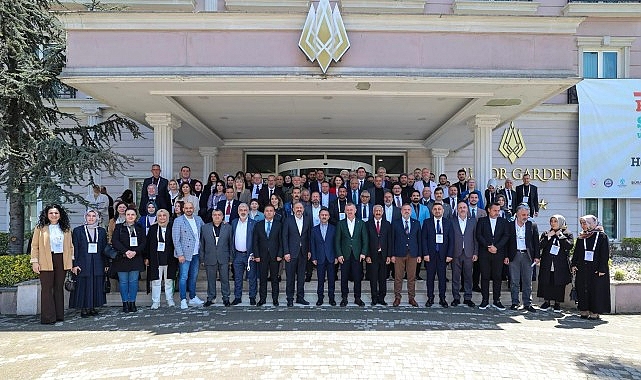 Büyükakın: Romanlar azınlık değil bu memleketin asli unsurudur- Kamu Çalışanı