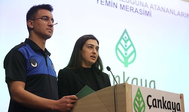 Çankaya’da “Yemin” Heyecanı: Çankaya’nın Yeni Memurları Yemin Ederek Göreve Başladı- Kamu Çalışanı