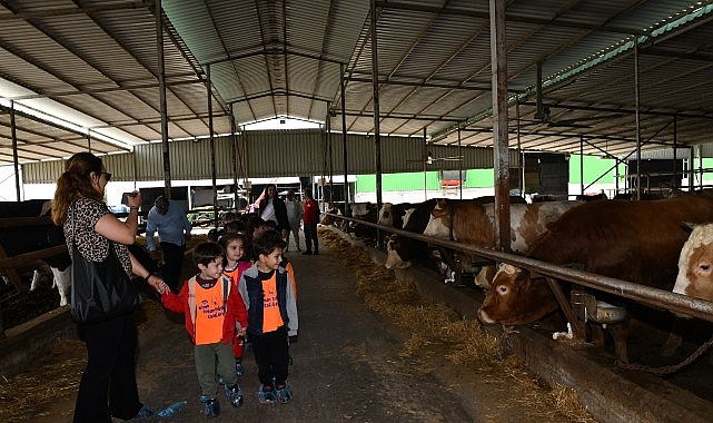 Çiğli Belediyesi’nden çocuklara doğa ve hayvanlarla iç içe unutulmaz bir gün – Kamu Çalışanı