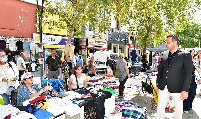 Çiğli’de dayanışma ve sürdürülebilirlik buluştu: 2. El eşya ve kıyafet kermesi yoğun ilgi gördü- Kamu Çalışanı