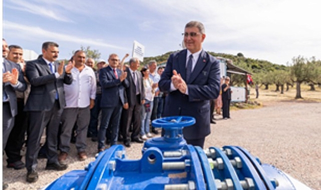 Dikili’de toprak suyla buluştu, üretici bayram sevinci yaşadı- Kamu Çalışanı
