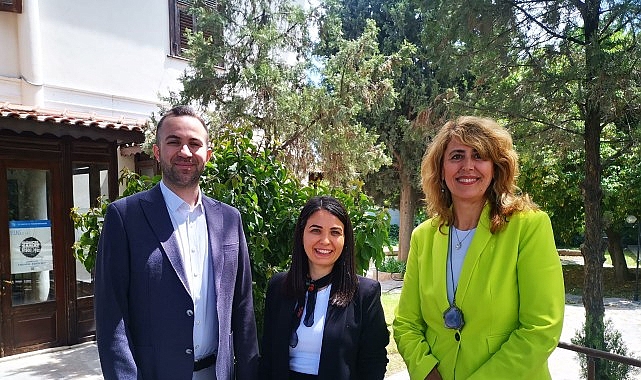 Ege Üniversitesi 2. Uluslararası Turan Film Festivali’nde Sinemanın Anlatı Dili ve Geleceği Tartışıldı- Kamu Çalışanı