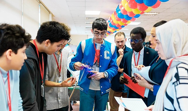 Genç Zihinlerden Büyük Fikirler: DENEYAP Final Sergisi Yapıldı- Kamu Çalışanı