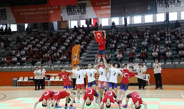 İnegöl’de 19 Mayıs Coşkuyla Kutlandı- Kamu Çalışanı