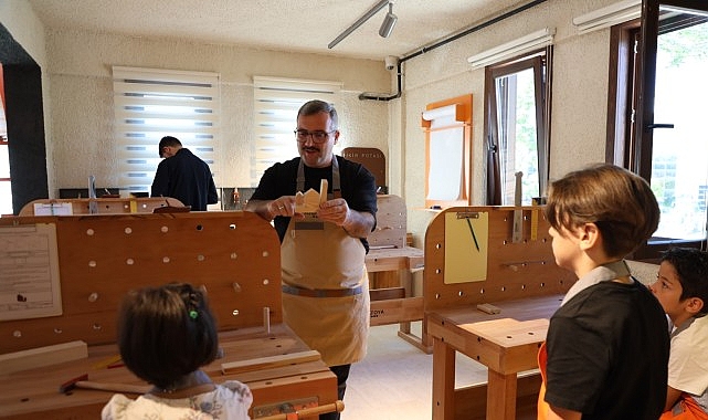 KOMEK’ten “Ahşap Oyuncak Çocuk-Ebeveyn Atölyesi” Etkinliği- Kamu Çalışanı