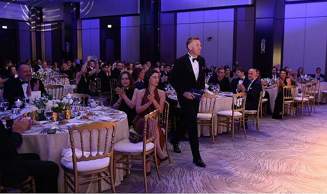 Koray Group, 70. Yıl dönümünü  Boğaz’da büyüleyici bir gala ile kutladı- Kamu Çalışanı