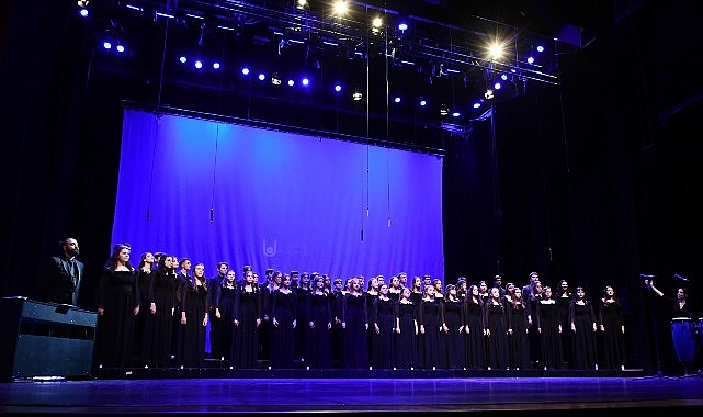 Lüleburgaz Belediyesi Gençlik Korosu’na İzmir’den ödül- Kamu Çalışanı