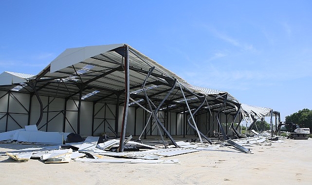 Nilüfer’de iki kaçak fabrika yerle bir edildi – Kamu Çalışanı