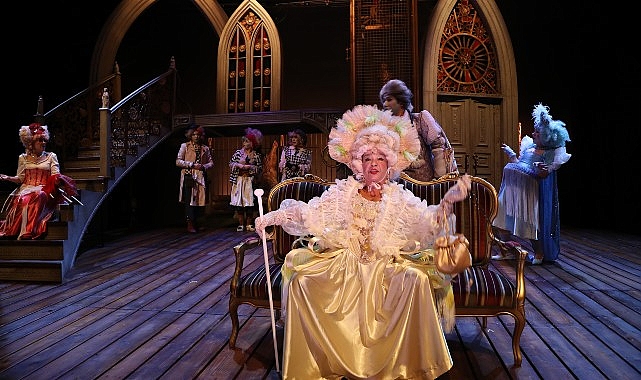 “Tartuffe” Denizli’de Seyirciyle Buluştu- Kamu Çalışanı