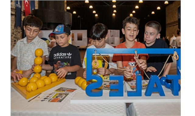 Tutam Tutam Matematik Festivali ile matematiği dokunarak hissediyorlar- Kamu Çalışanı