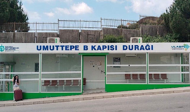 Akıllı duraklara periyodik bakım- Kamu Çalışanı