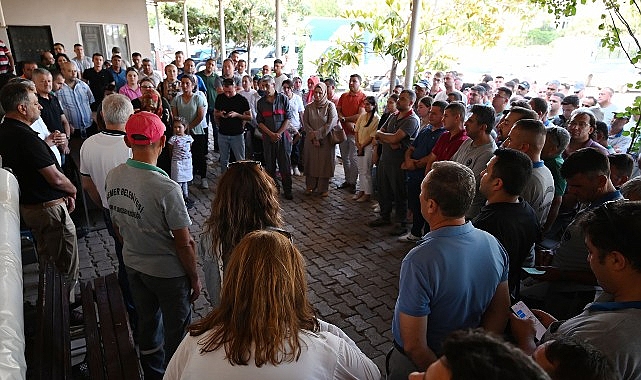 Başkan Topaloğlu belediye personeli ile bayramlaştı- Kamu Çalışanı