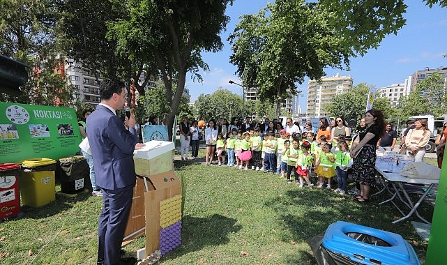 Bayraklı’da ‘Çevre Günü’ şenliği – Çocuklar çizdi, belediye çöp kamyonlarıyla ilçe sokaklarına taşıdı- Kamu Çalışanı