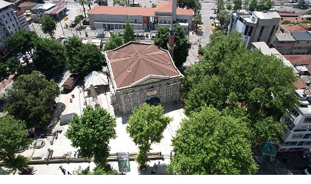 Büyükşehir, Fevziye Camii’nin dış cephesini yeniledi- Kamu Çalışanı
