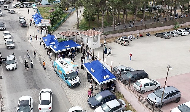 Canik Belediyesi YKS’ye giren öğrencilere ve ailelere ikramlarda bulundu. – Kamu Çalışanı