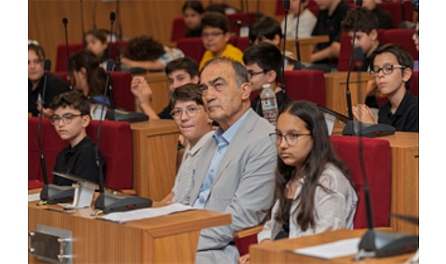 Çocuk Meclisi’ne muhteşem veda- Kamu Çalışanı