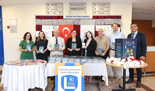 Dokuz Eylül Üniversitesi’nde lösemiyi atlatan çocukların lösemili kardeşlerine yazdıkları armağan kitabın tanıtım etkinliği düzenlendi- Kamu Çalışanı
