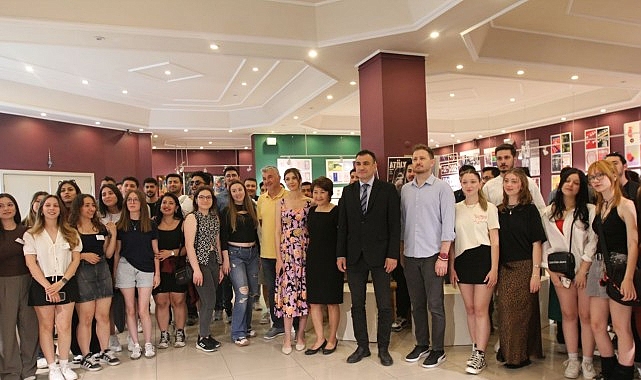 Egeli Grafik Tasarım öğrencilerinden yıl sonu sergisi- Kamu Çalışanı