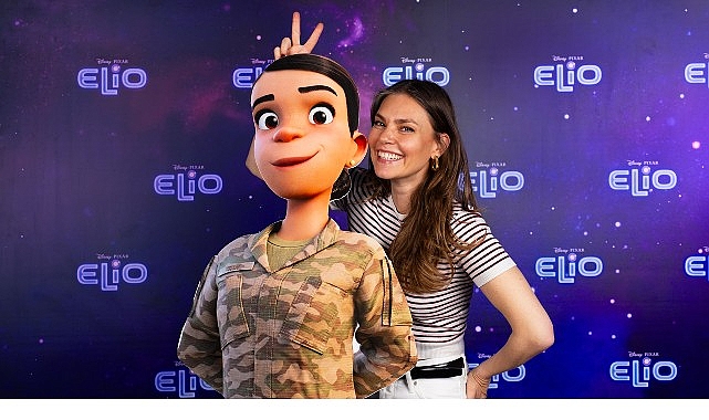 Elio’nun Galaksiler Arası Macerasına Aslı Enver de Katılıyor- Kamu Çalışanı