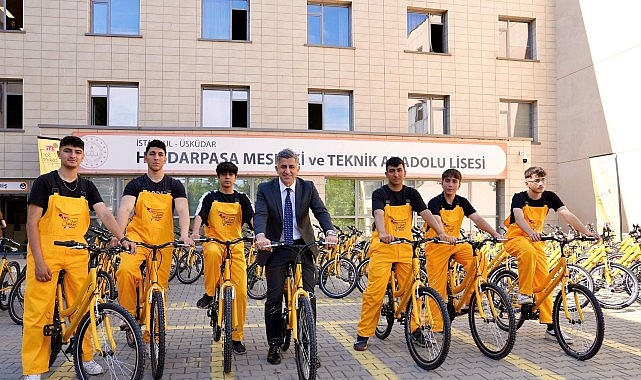 ETi Sarı Bisiklet Verdiği Sözü Tuttu: Meslek Lisesi Öğrencileri 200 Bisikleti Sıfırdan Üretti- Kamu Çalışanı