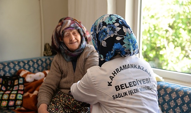 Evde Sağlık Hizmetleri Devam Ediyor- Kamu Çalışanı