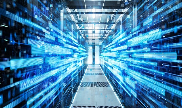 Flash Depolama, Veri Merkezi Operasyonlarını Nasıl Destekler- Kamu Çalışanı