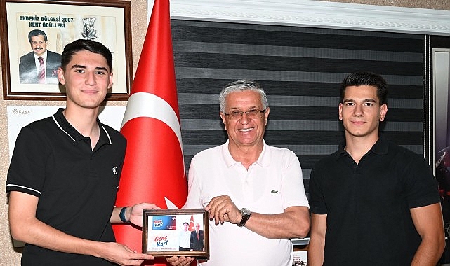 Gençlik Meclisi’nden Başkan Topaloğlu’na ziyaret- Kamu Çalışanı