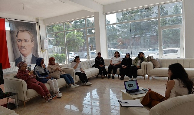 “Kalpten Kalbe Bir Yol Vardır” semineri yoğun ilgi gördü- Kamu Çalışanı