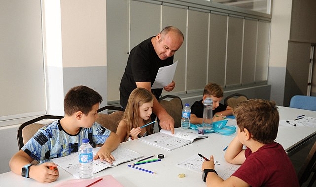 Karşıyaka Belediyesi’nden eğitime destek- Kamu Çalışanı