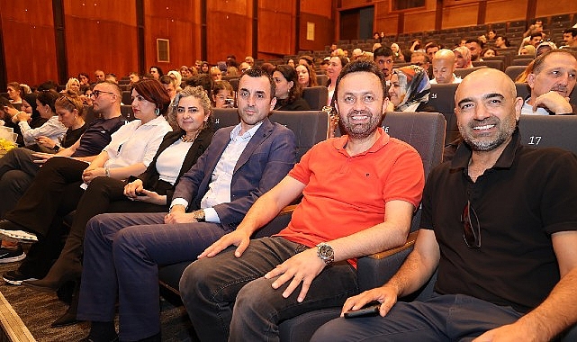 KO-MEK kursiyerlerine sahnede tam not- Kamu Çalışanı