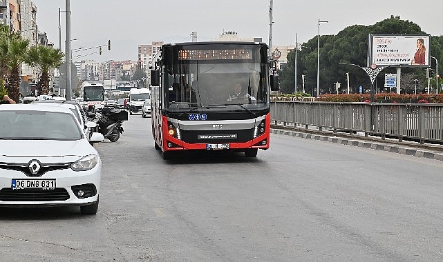 Manisa Büyükşehir Belediyesi YKS’de Öğrencilerin Yanında- Kamu Çalışanı