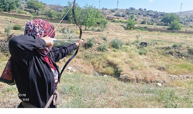 Nevşehirli Geleneksel Okçular Niğdeden Dereceler İle Döndü- Kamu Çalışanı